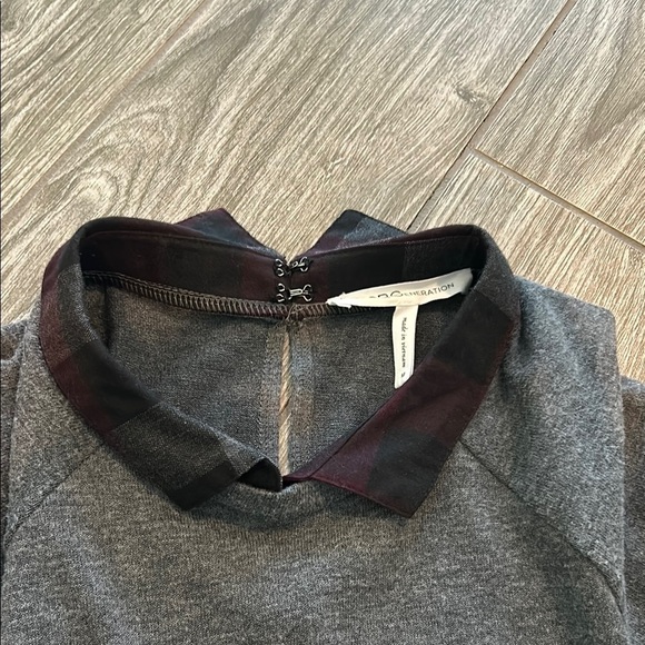 BCBGeneration Gray Plaid Hem Sweater - Picture 6 of 9